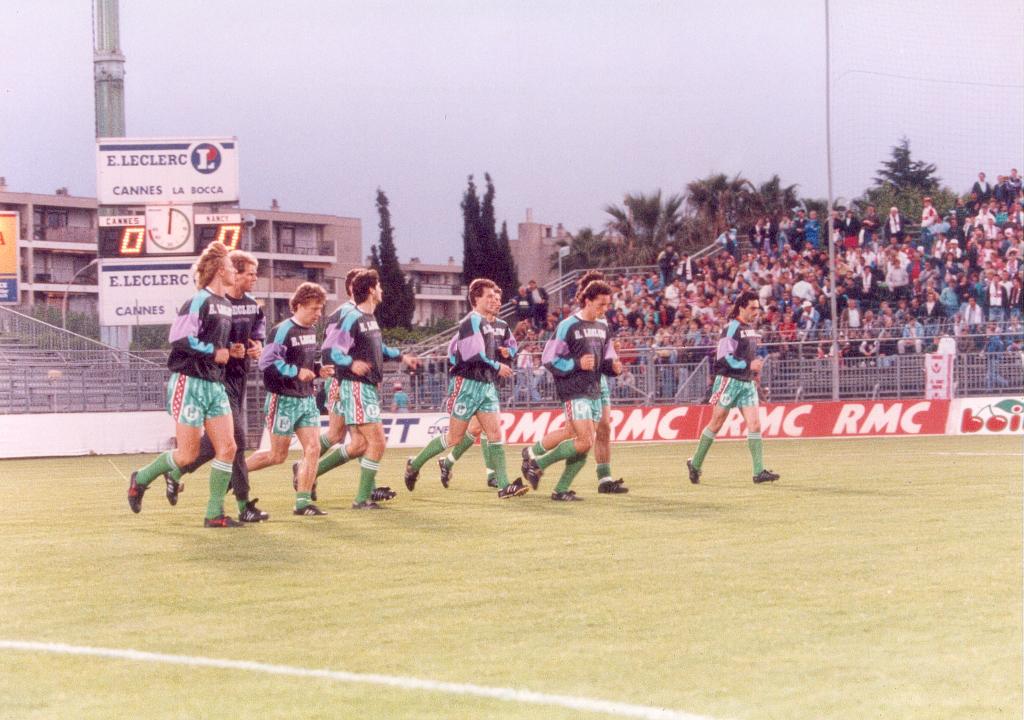 Le train de Cannes en 1992 - Photo n°19