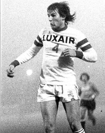 Défenseur de 1974 à 1979 (111 matchs, 7 buts)