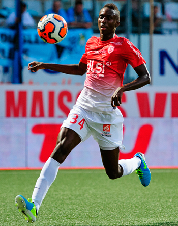 Défenseur de 2013 à 2019 (102 matchs, 4 buts)