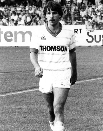 Attaquant de 1985 à 1987 (33 matchs, 11 buts)